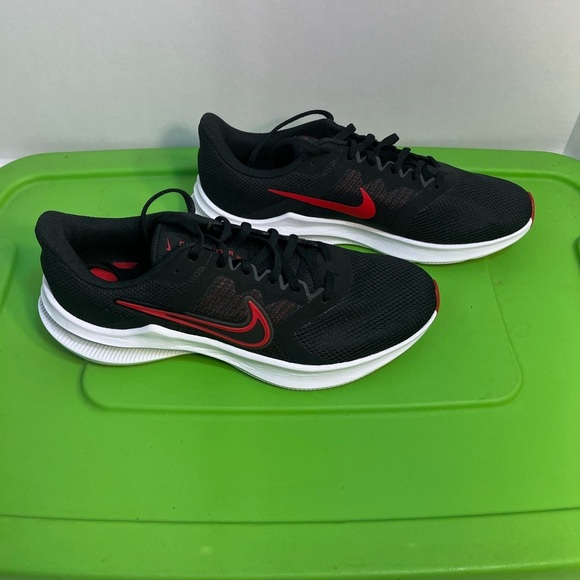 Nike Men\'s Downshifter Black and Red Athletic Shoes with Sleek Design main image 6